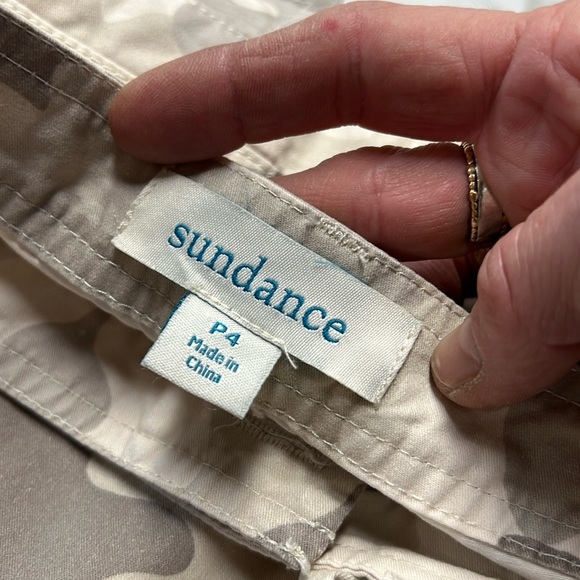 Sundance Vivant Cream Taupe Camo Print Floral Embroidered Jogger Pant Size P/4 - Picture 15 of 16